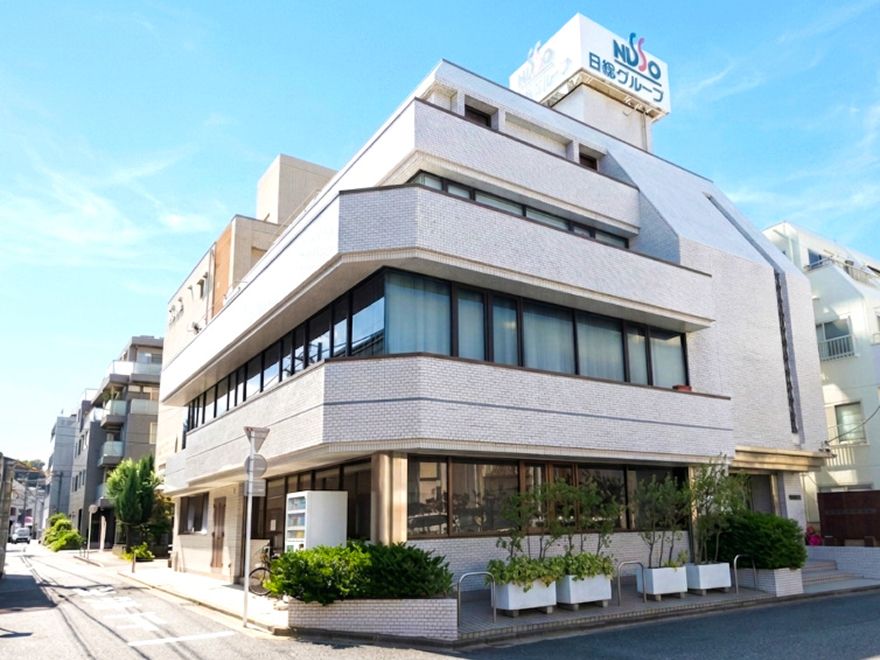 鶴見本社 外観